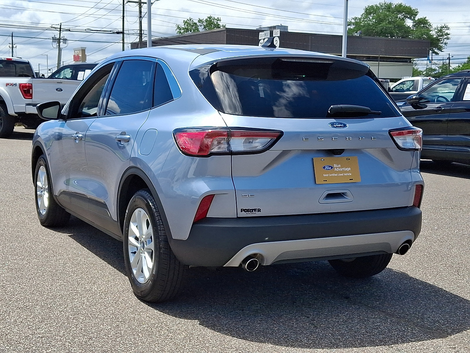 Certified 2022 Ford Escape SE w/ Convenience Package FWD image 8