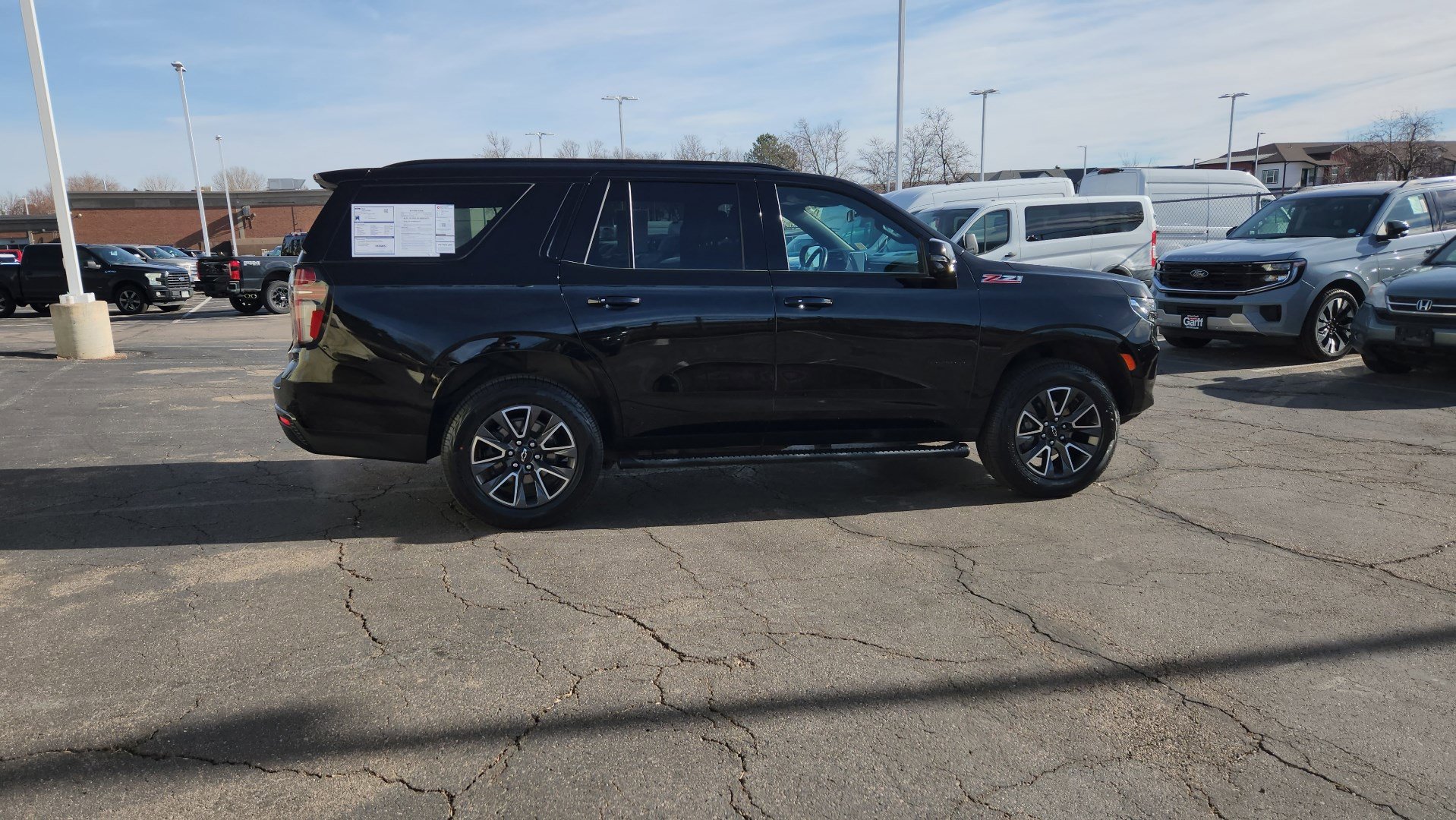 Used 2022 Chevrolet Tahoe Z71 w/ Luxury Package image 17