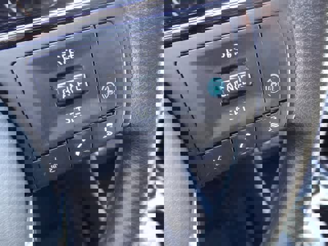 Used 2021 Nissan Rogue SV image 10