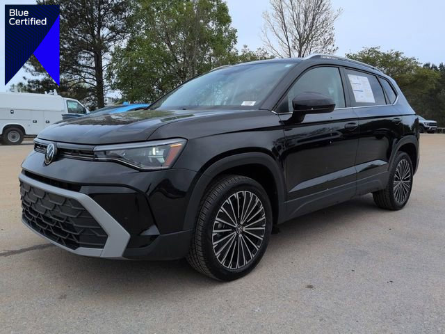 Used 2025 Volkswagen Taos SE FWD image 1