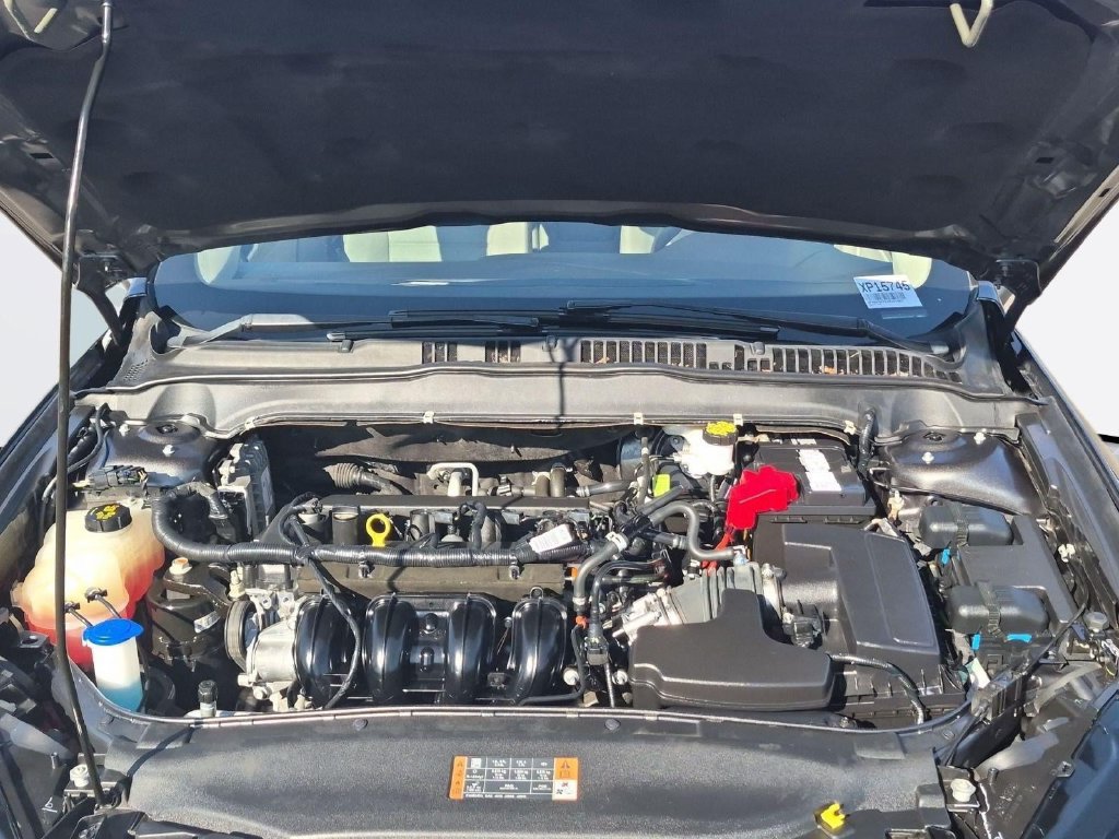 Certified 2018 Ford Fusion SE FWD image 28