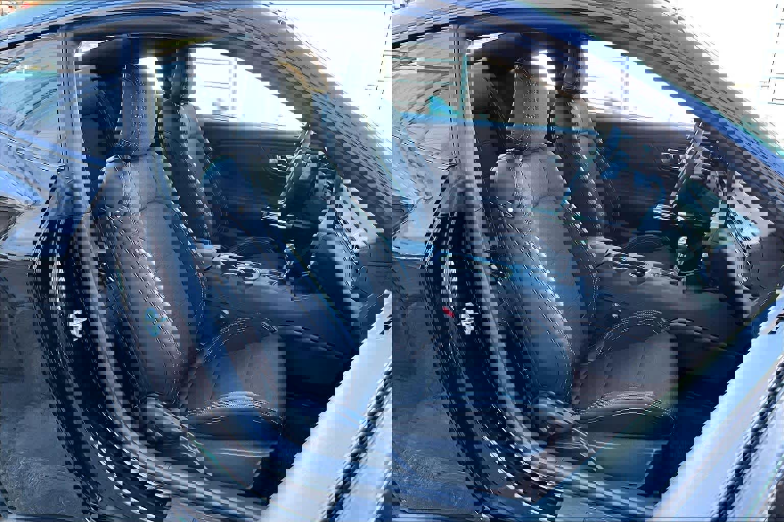 Certified 2025 Ford Mustang Coupe image 12