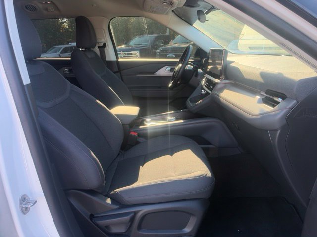 Certified 2026 Ford Explorer Active RWD image 11