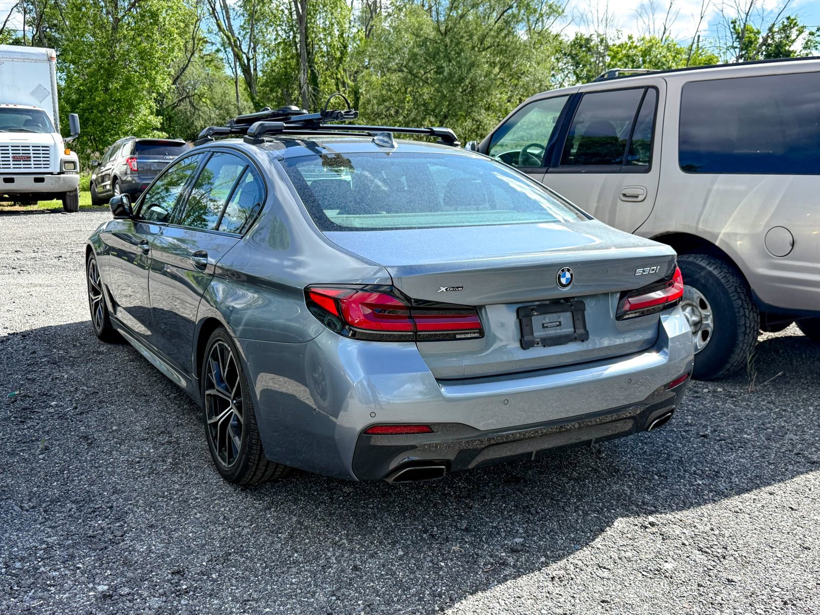 Used 2021 BMW 530i xDrive w/ M Sport Package AWD/4WD image 5