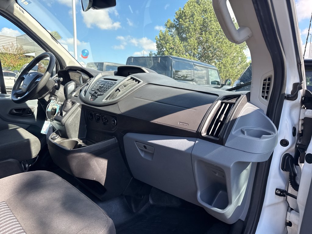 Certified 2018 Ford Transit 150 XL RWD image 20
