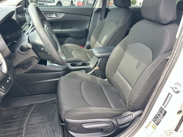 Used 2021 Kia Forte LXS FWD image 27
