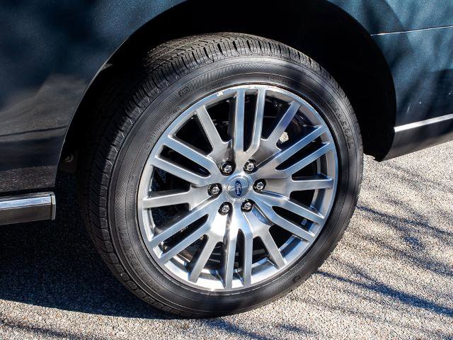 Certified 2024 Ford Expedition Limited image 6