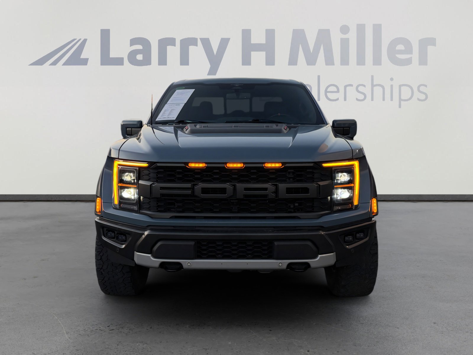 Certified 2023 Ford F150 Raptor w/ Raptor Carbon Fiber Package AWD/4WD image 8