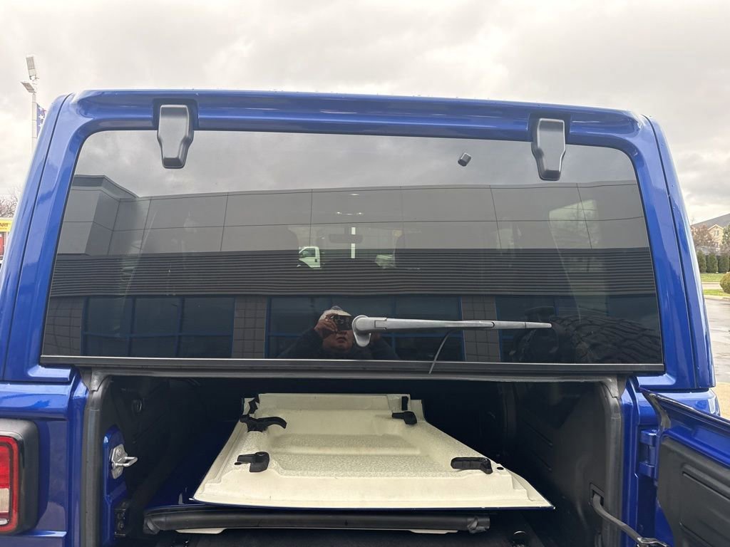 Used 2019 Jeep Wrangler Unlimited Sahara w/ Uconnect 4C Nav & Sound Group image 49