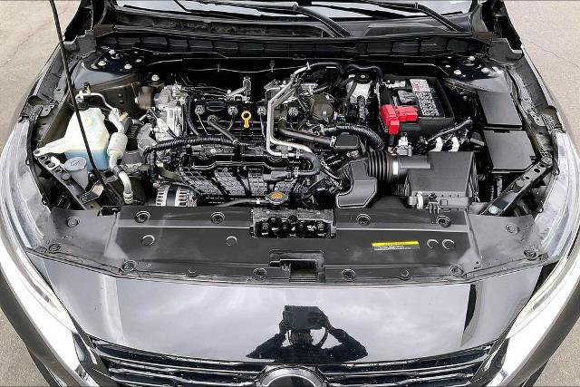 Used 2025 Nissan Altima 2.5 SV FWD image 10