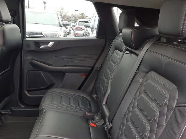 Certified 2023 Ford Escape Platinum w/ Premium Technology Package image 27