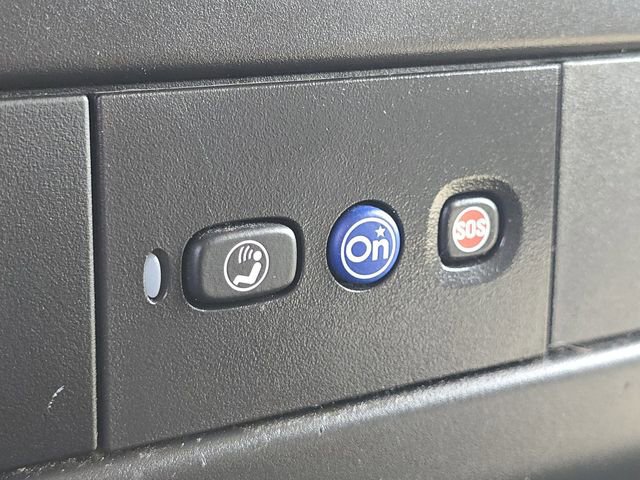 Used 2023 GMC Savana 2500 w/ Driver Convenience Package RWD image 3