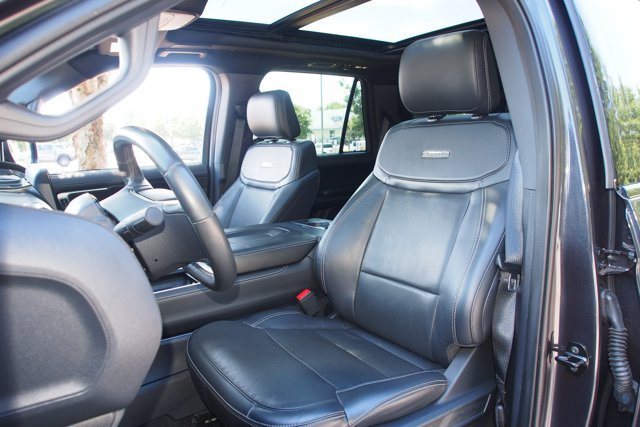 Certified 2025 Ford Expedition Platinum w/ Stealth Performance Package AWD/4WD image 24