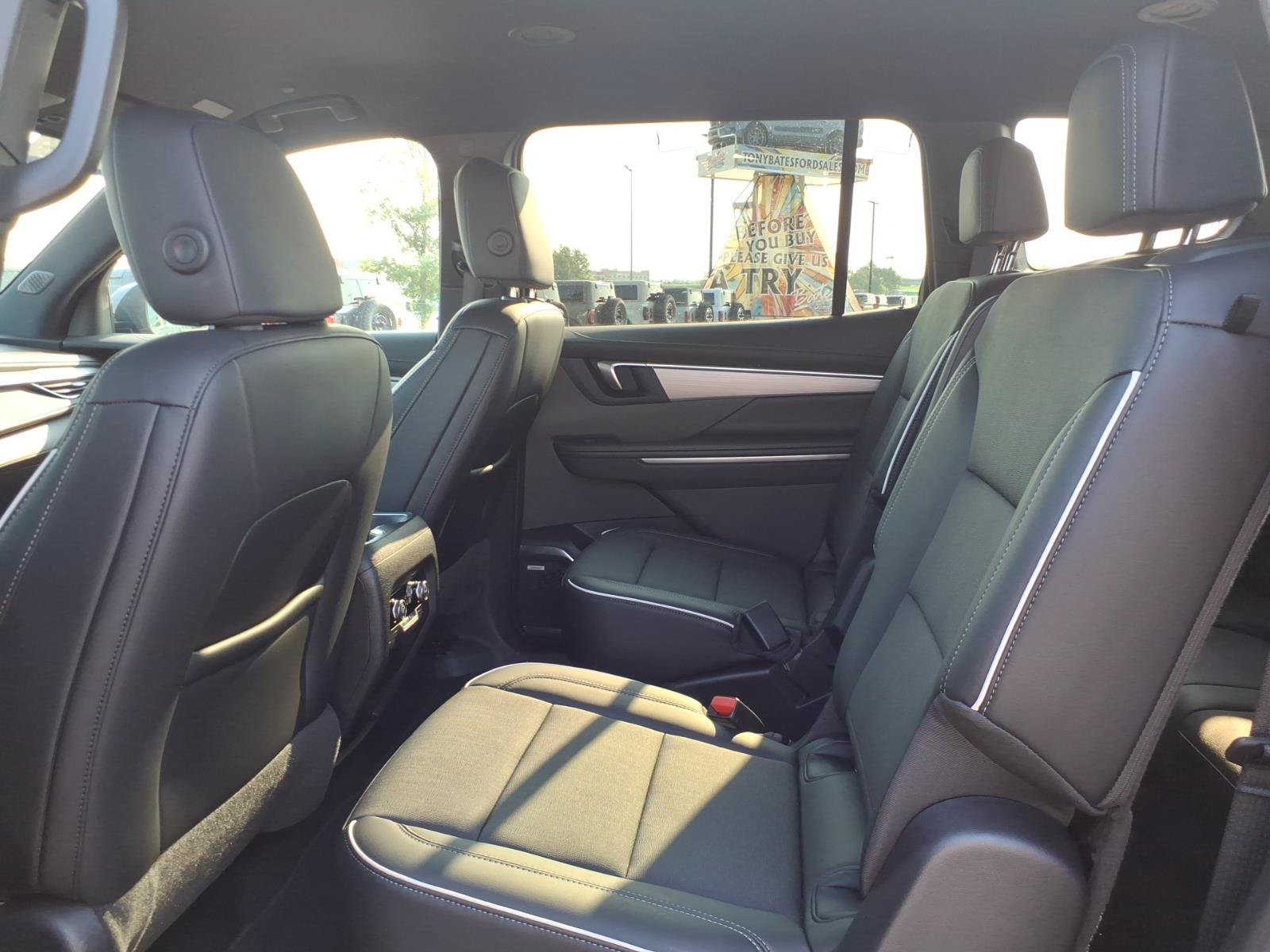Used 2026 Buick Enclave Preferred FWD image 13