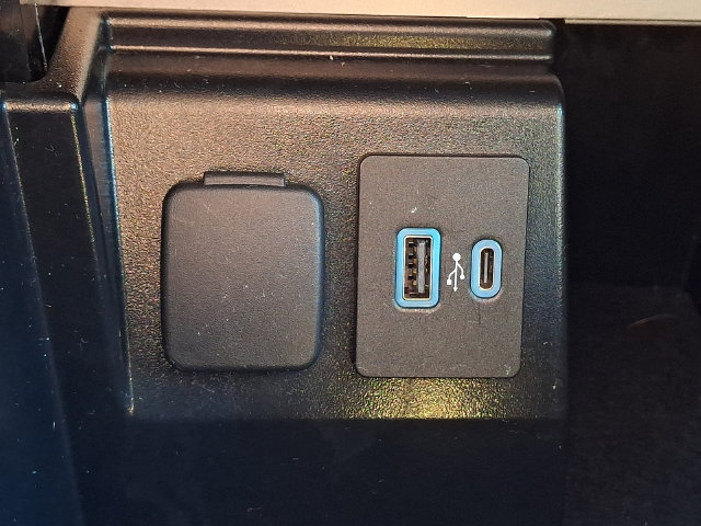Certified 2023 Ford Explorer XLT AWD/4WD image 25