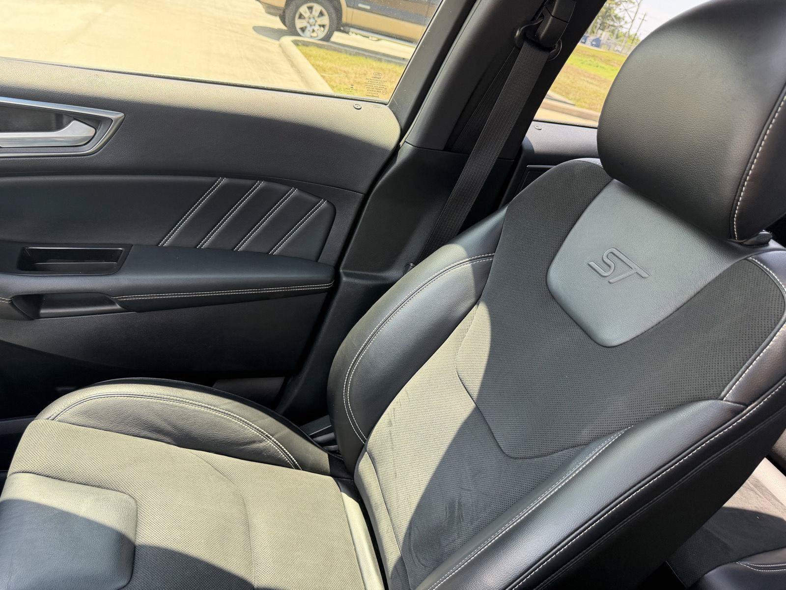 Certified 2019 Ford Edge ST w/ Equipment Group 401A AWD/4WD image 16
