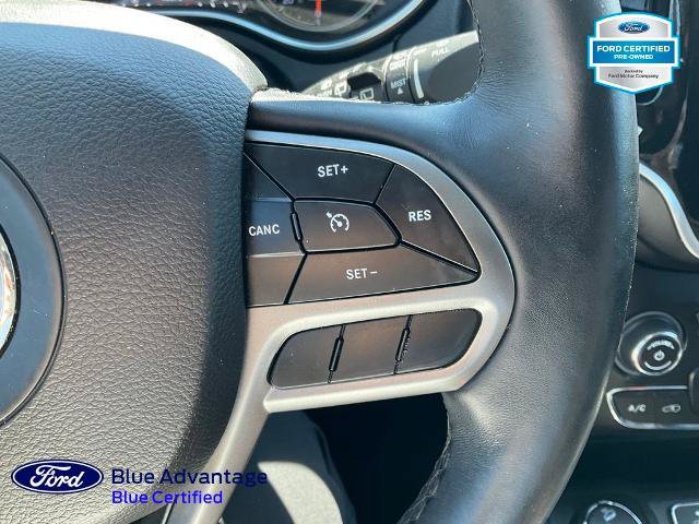 Used 2019 Jeep Cherokee Limited AWD/4WD image 9