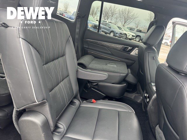 Used 2025 Buick Enclave Avenir w/ Trailering Package, 5000 lbs. image 34