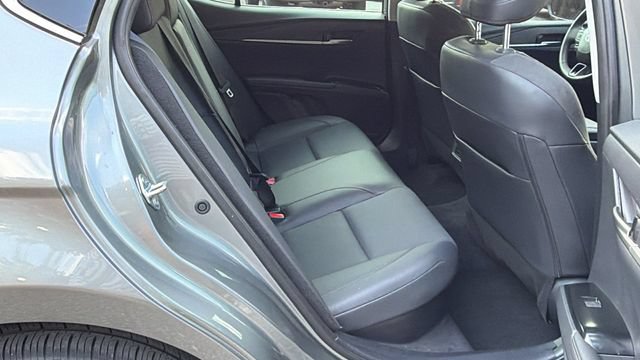 Used 2025 Toyota Camry XLE FWD image 15