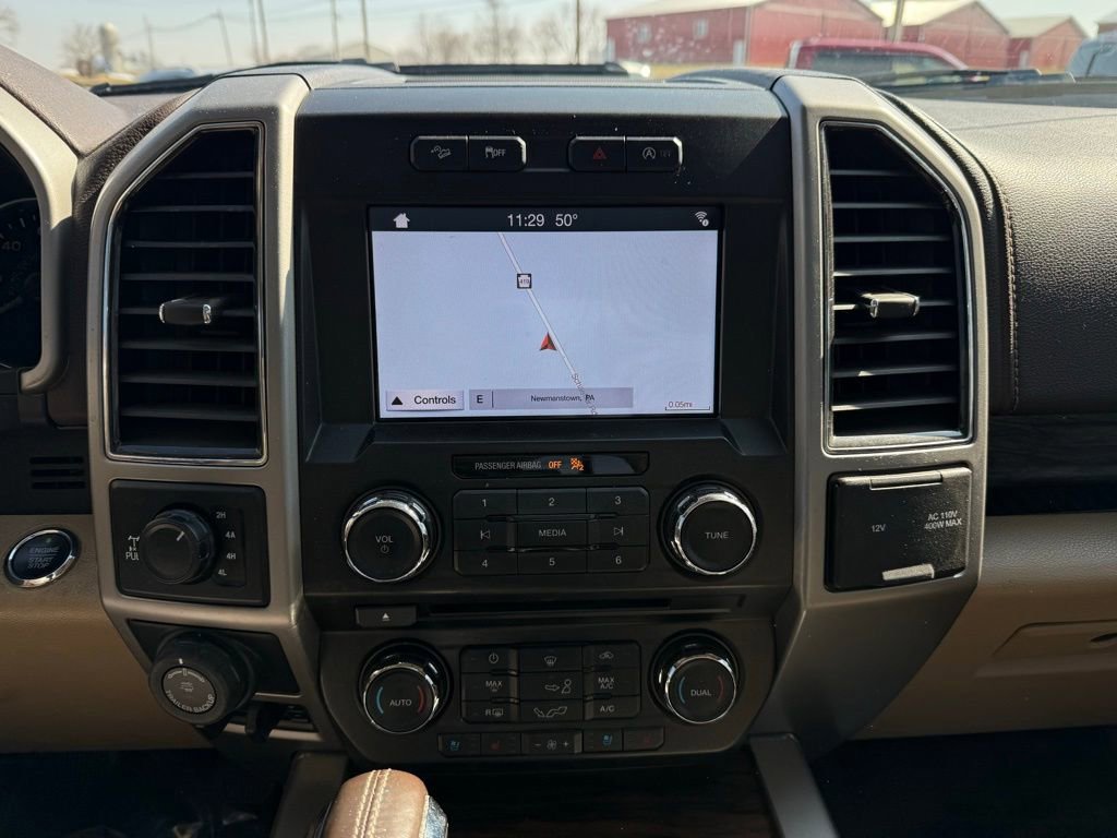 Certified 2018 Ford F150 Lariat image 24