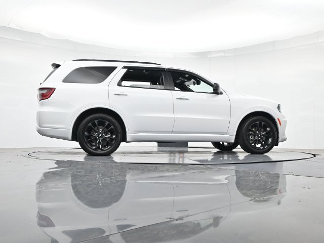 Used 2025 Dodge Durango GT w/ Blacktop Package RWD image 32