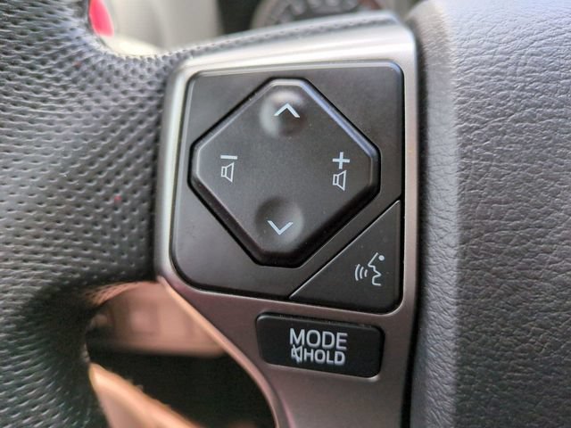 Used 2022 Toyota Tacoma SR5 w/ Technology Package RWD image 24