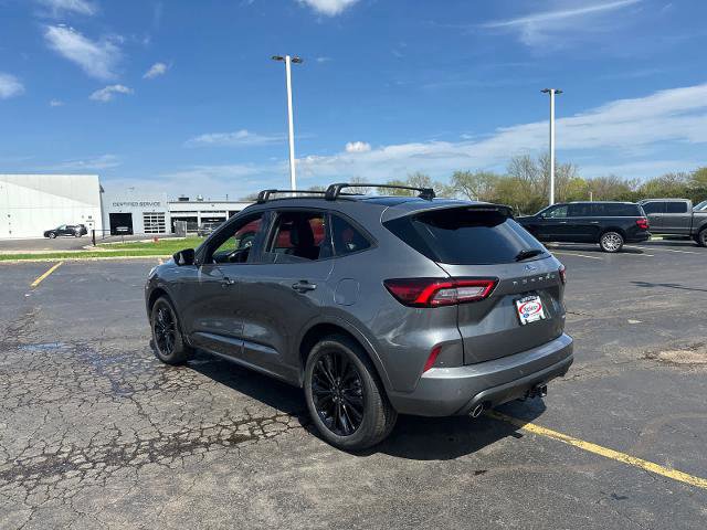 Certified 2025 Ford Escape ST-Line Elite w/ Premium Technology Package AWD/4WD image 5