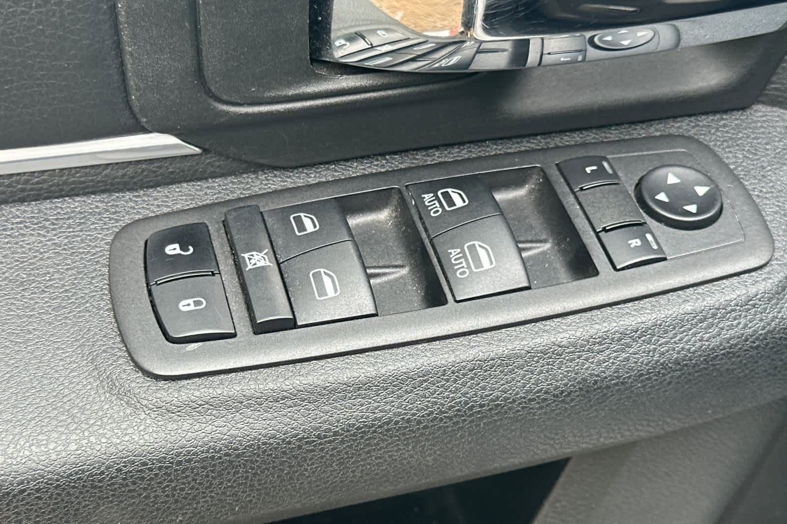 Used 2024 RAM 1500 Classic Warlock image 14