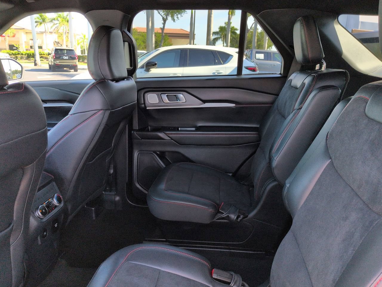 Certified 2025 Ford Explorer ST w/ Sun And Sound Package AWD/4WD image 14