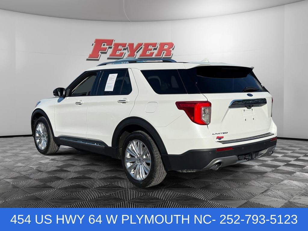 Certified 2022 Ford Explorer Limited w/ Equipment Group 301A RWD image 3