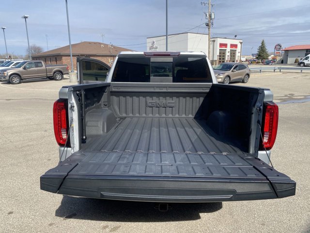 Used 2019 GMC Sierra 1500 SLT w/ SLT Premium Plus Package AWD/4WD image 19