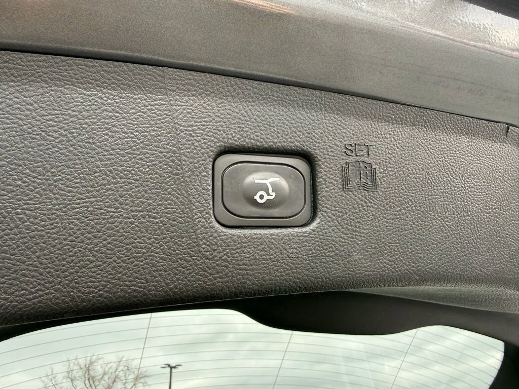 Certified 2024 Ford Edge SEL w/ Convenience Package image 34