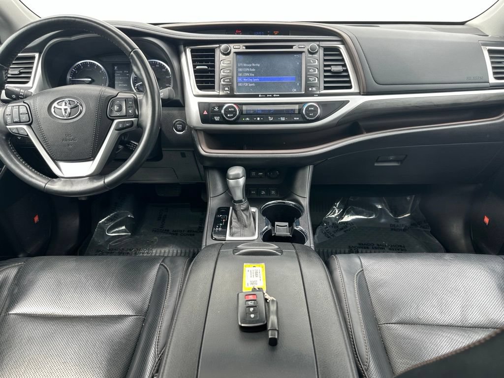 Used 2019 Toyota Highlander Limited AWD/4WD image 35