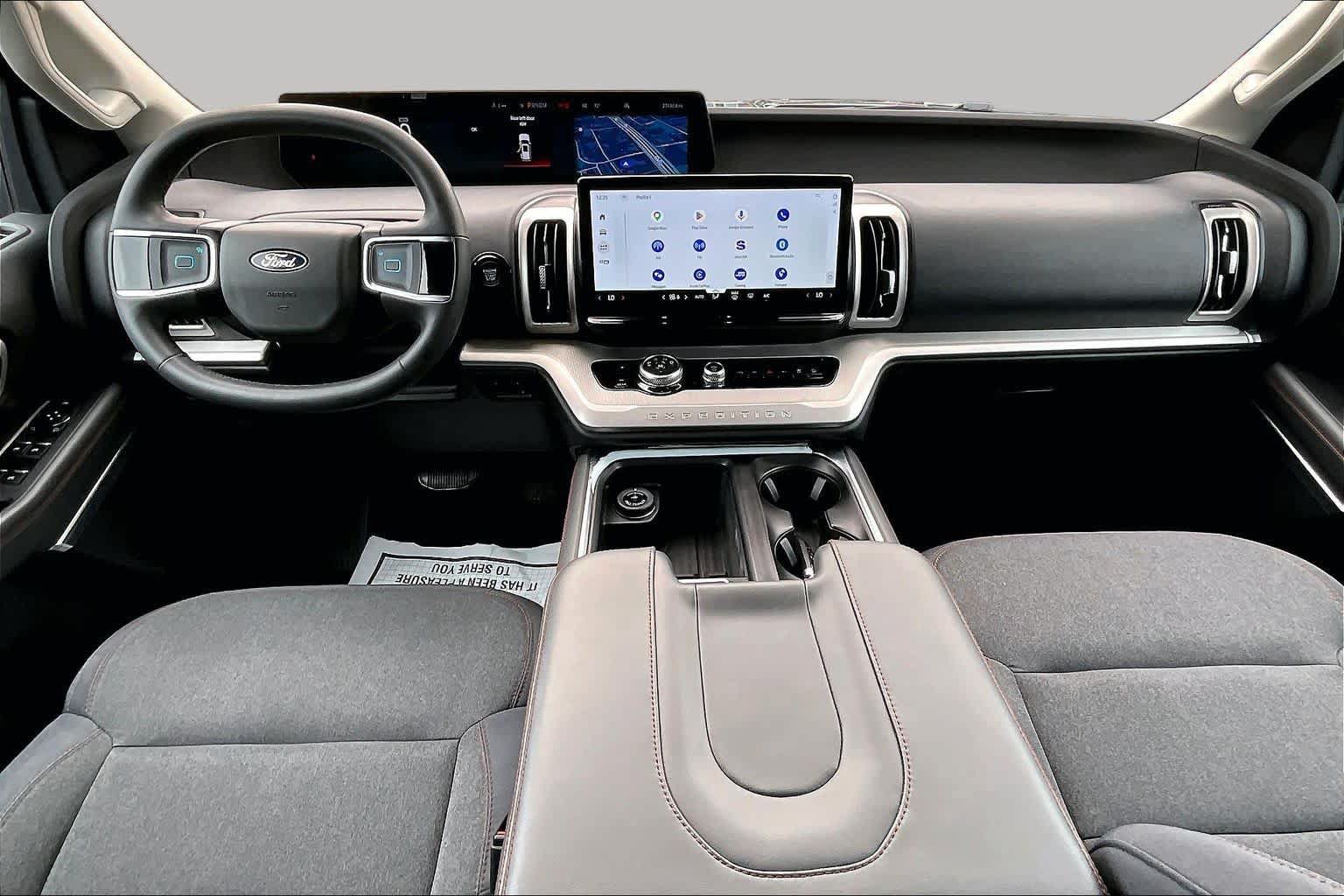 Certified 2025 Ford Expedition Active AWD/4WD image 16