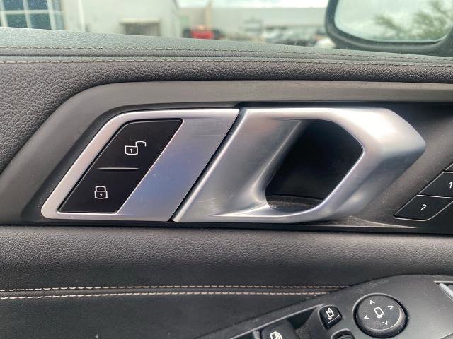 Used 2023 BMW X5 sDrive40i image 14