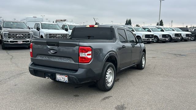 Certified 2025 Ford Maverick XL w/ Equipment Group 102A image 3