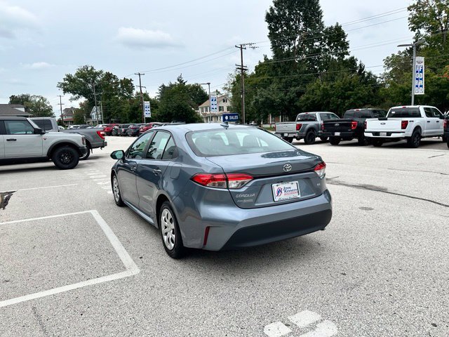 Used 2024 Toyota Corolla LE FWD image 12