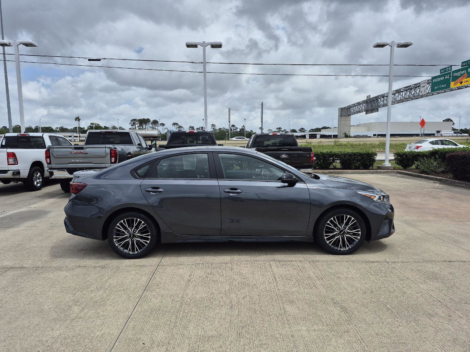 Used 2024 Kia Forte GT-Line FWD image 5