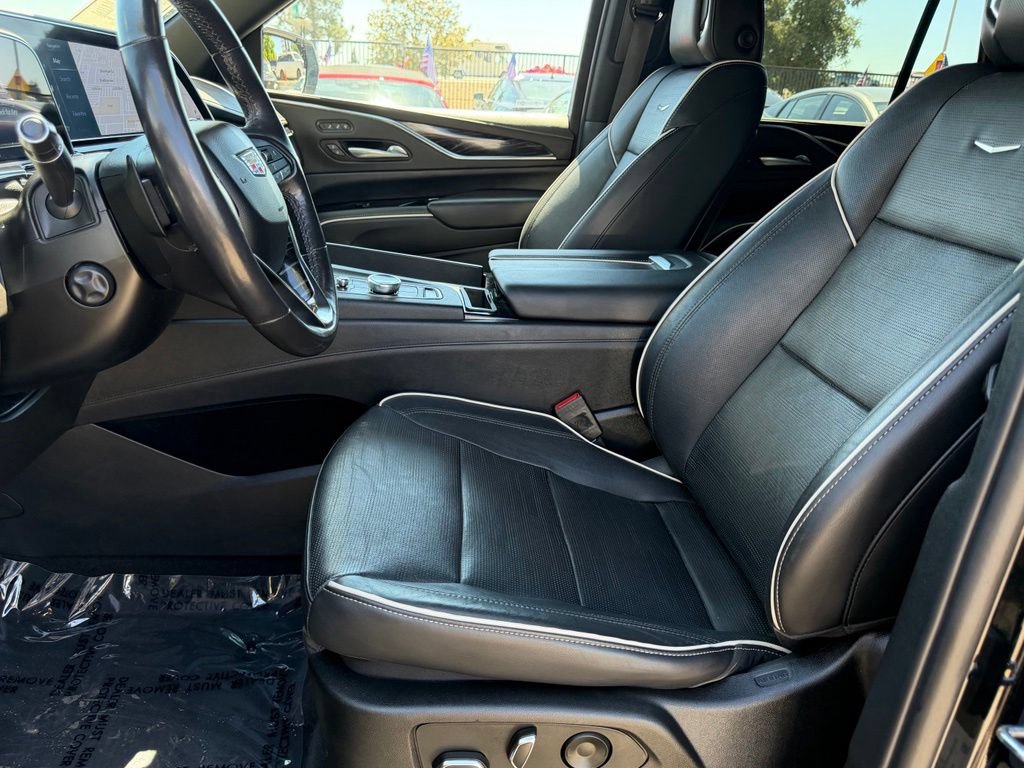 Used 2023 Cadillac Escalade Sport w/ LPO, ONYX Package RWD image 23