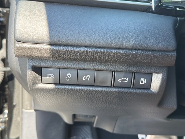 Used 2025 Toyota Camry XSE FWD image 34