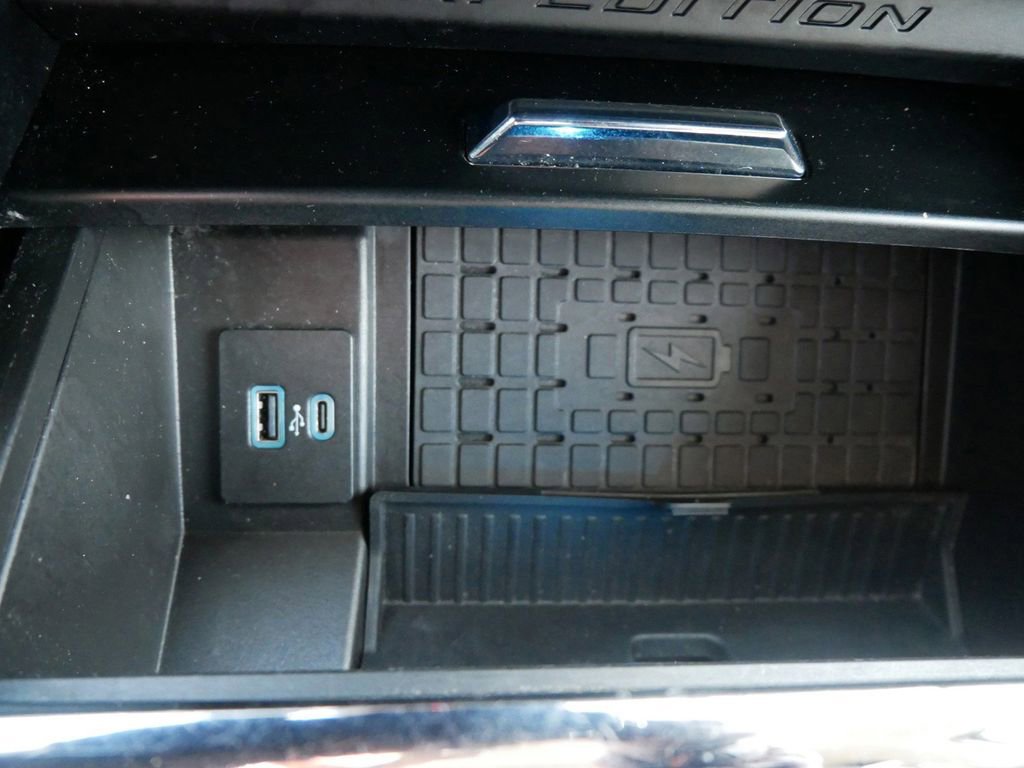 Certified 2023 Ford Expedition Max XLT image 26