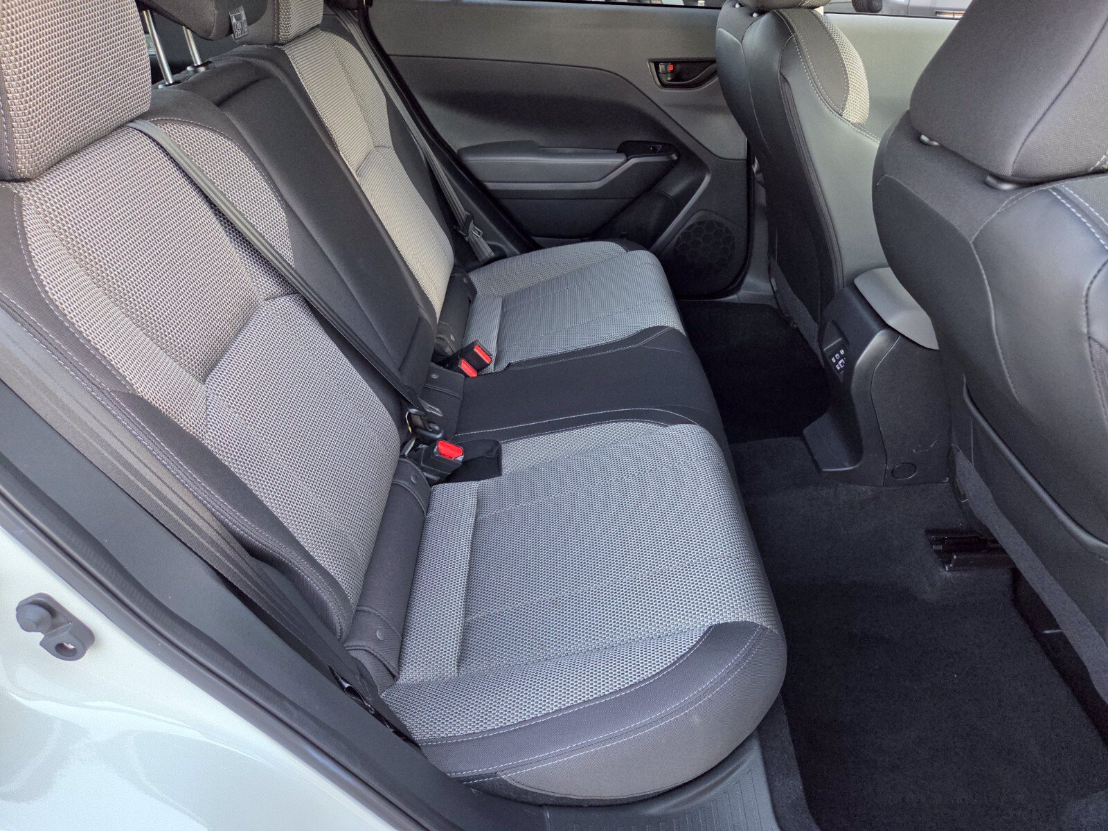 Used 2024 Subaru Crosstrek 2.0i Premium AWD/4WD image 15