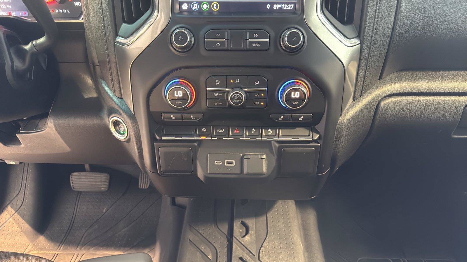 Used 2019 Chevrolet Silverado 1500 LT w/ All-Star Edition AWD/4WD image 23