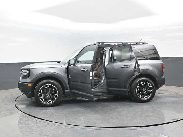 Certified 2025 Ford Bronco Sport Outer Banks w/ Outer Banks Tech Package+ AWD/4WD image 27