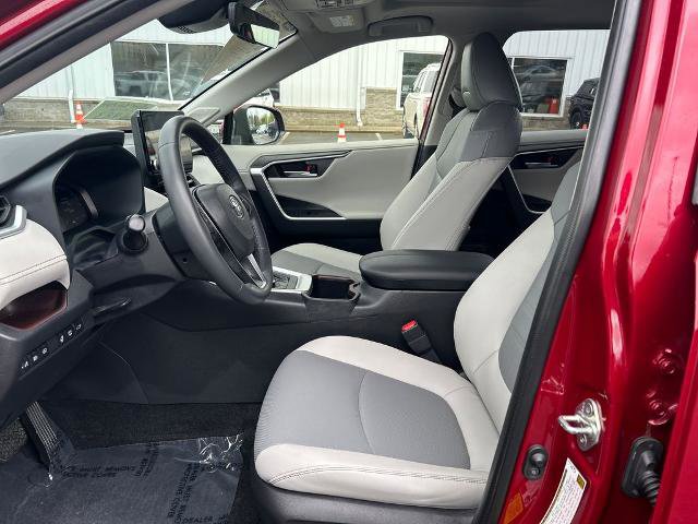 Used 2023 Toyota RAV4 Limited w/ Limited Grade Weather Package AWD/4WD image 6