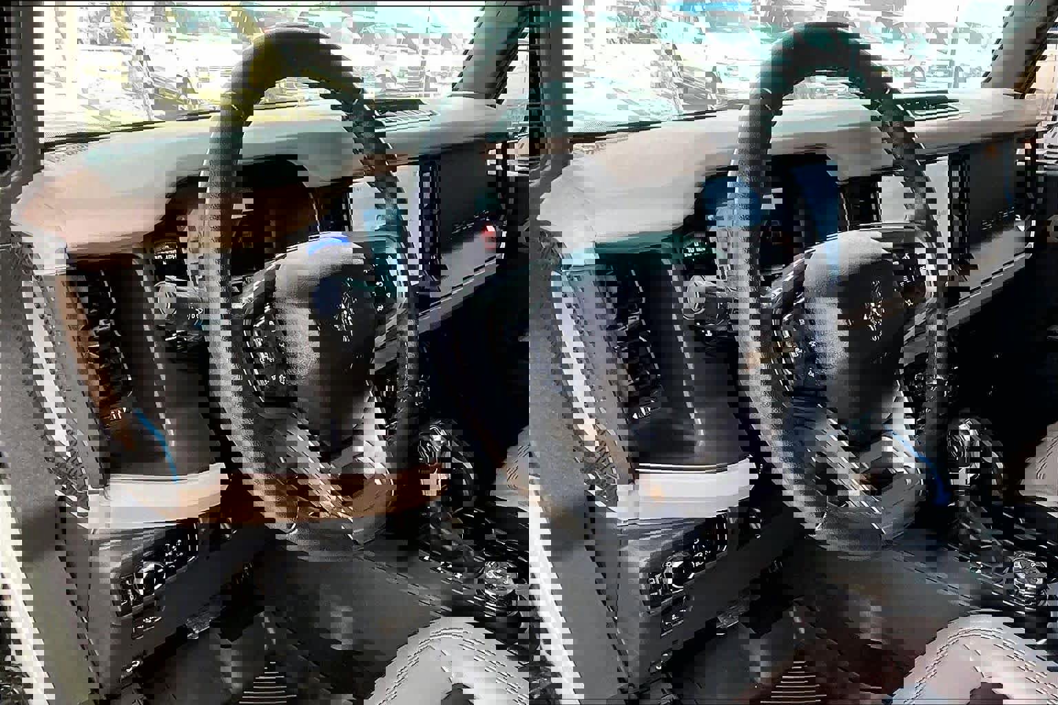 Certified 2023 Ford Bronco Wildtrak image 16