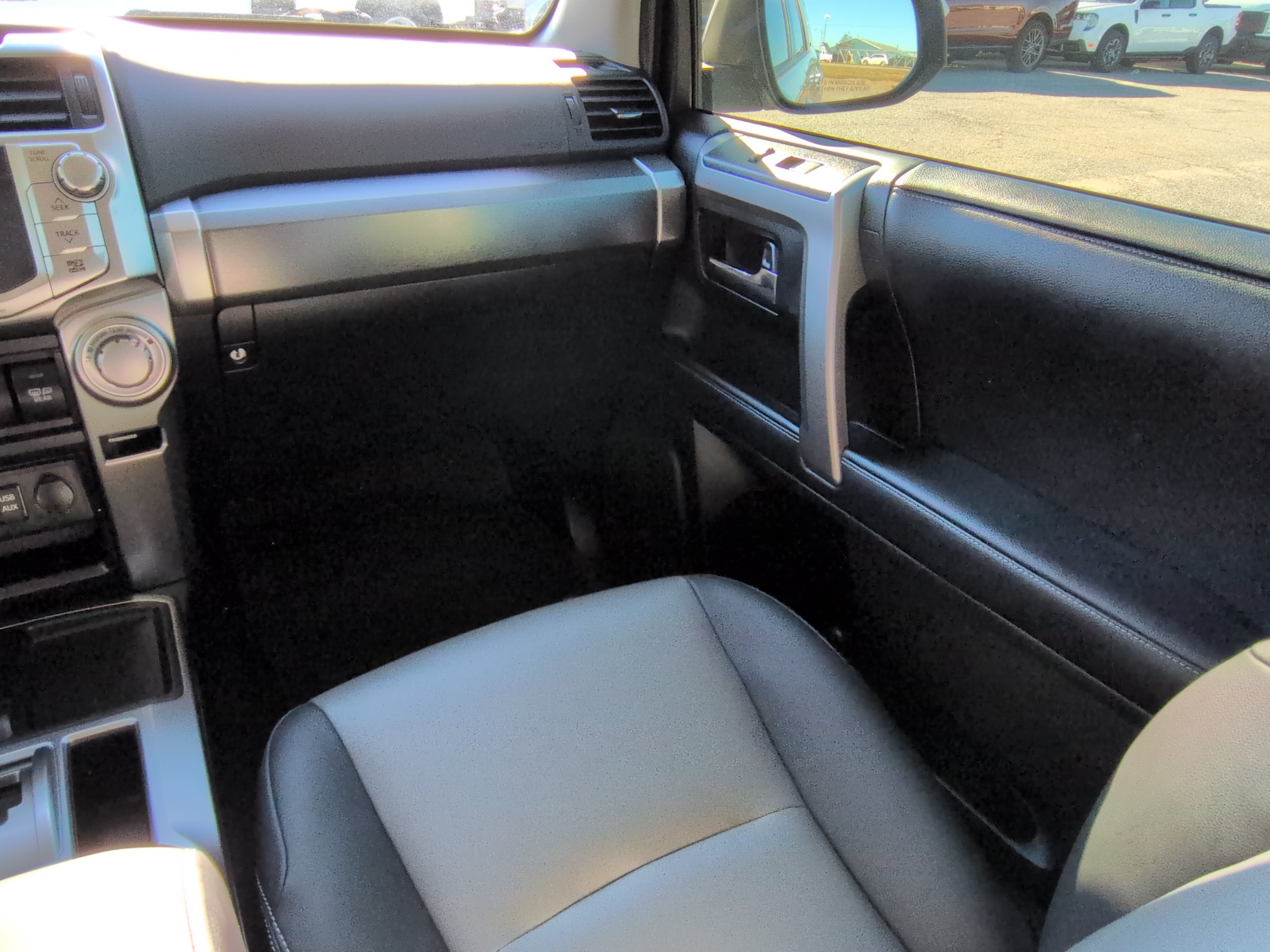 Used 2019 Toyota 4Runner SR5 Premium RWD image 15