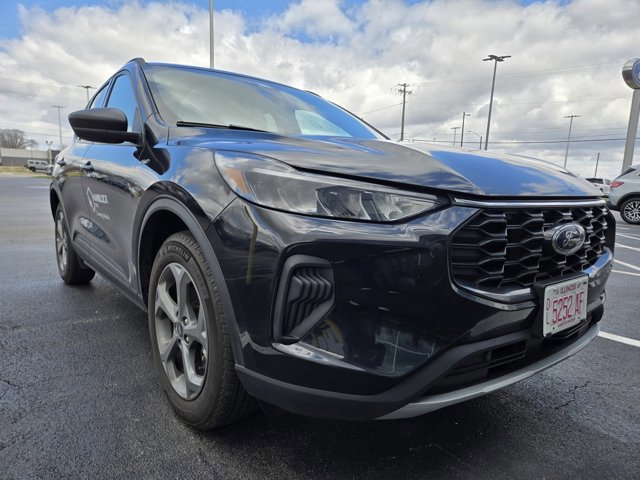 Certified 2025 Ford Escape ST-Line FWD video 1