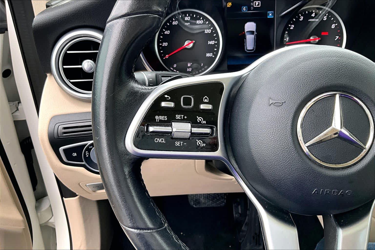 Used 2022 Mercedes-Benz GLC 300 image 24