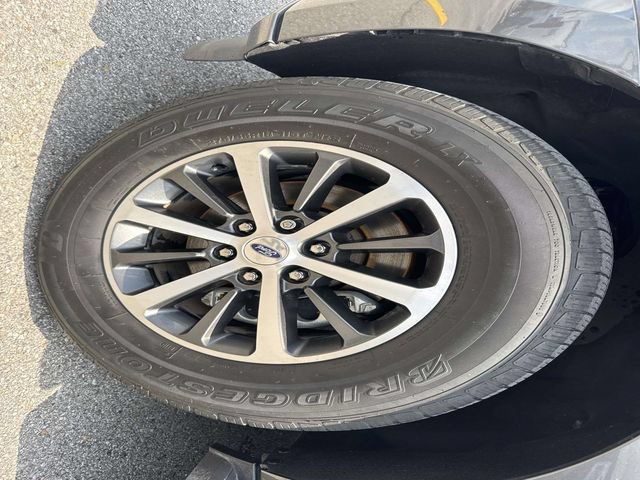 Certified 2020 Ford Expedition XLT RWD image 9